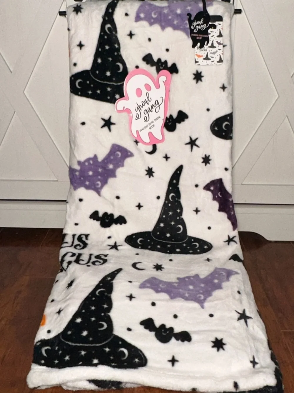 Halloween Witch Hat & Bat ‘Hocus Pocus’ Plush Throw Blanket